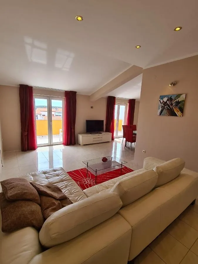 Apartment Sunny Pula