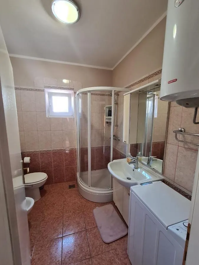 Apartment Sunny Pula 0*,  Kroatien